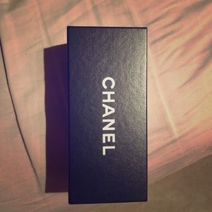 Chanel style round sunglasses